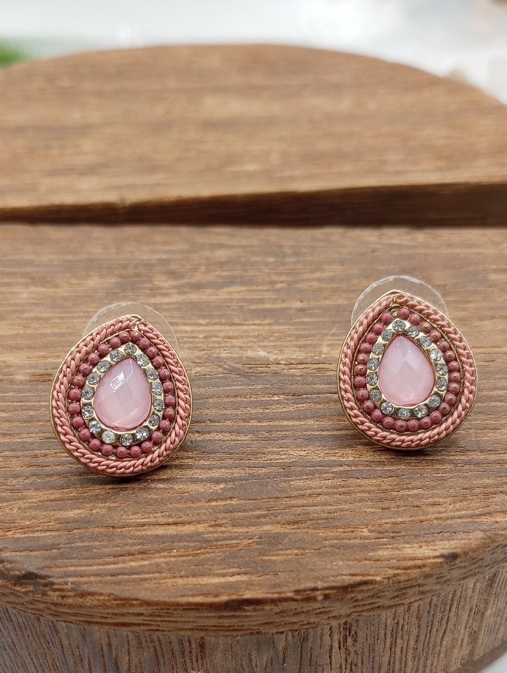 Teardrop Pink Crystal Stud Earrings - Elegant Women's Jewelry E402